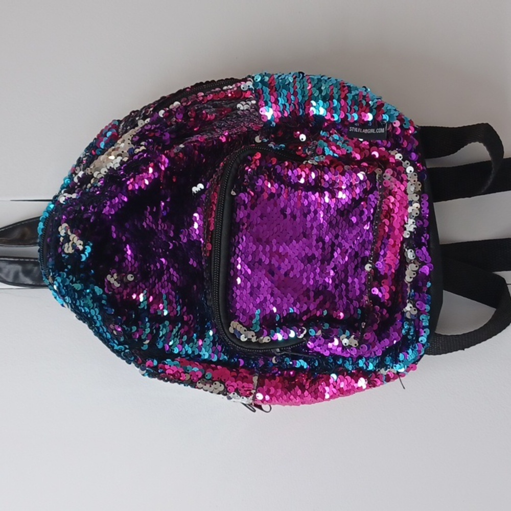 Sequin Backpack - Multicolor Stylelabgirl.com Small Fake Leather Straps NWOT - Picture 2 of 6